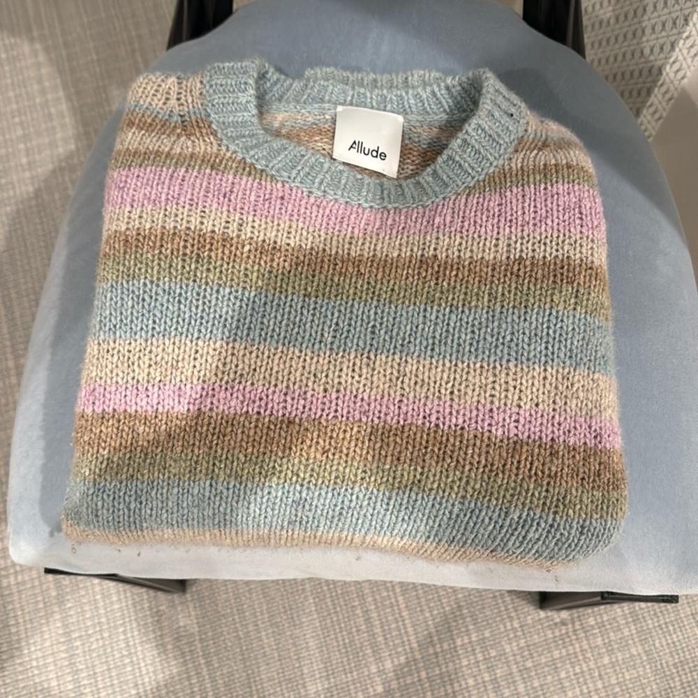 gorgeous Allude cashmere sweater